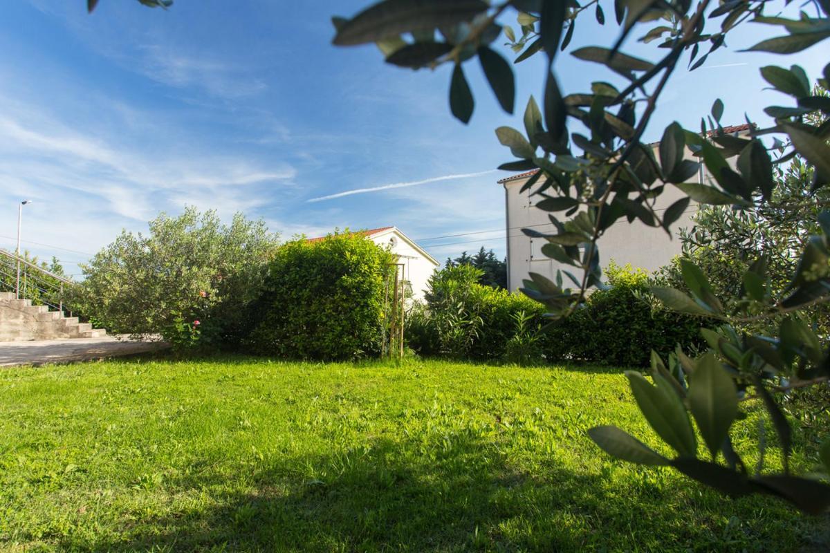 Apartments Adriatic 3 Селце Екстериор снимка