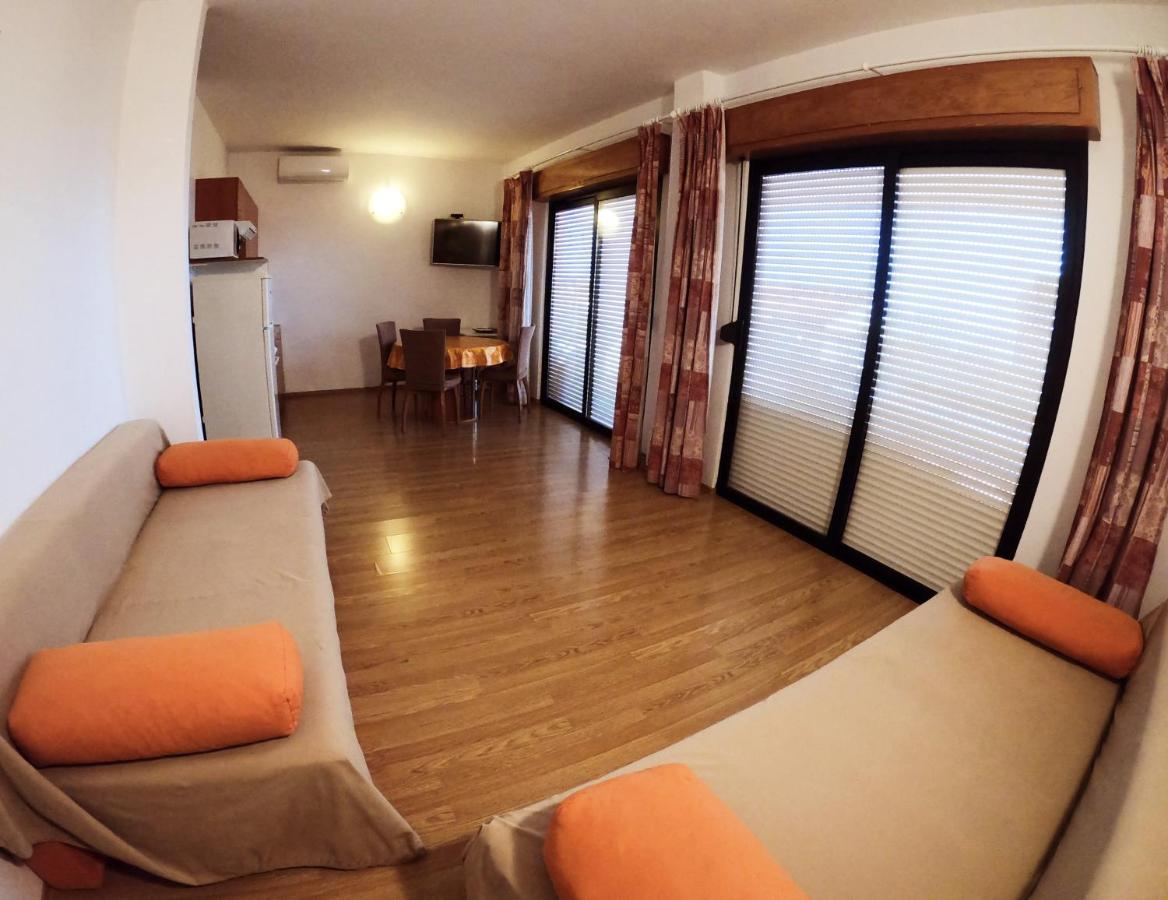Apartments Adriatic 3 Селце Екстериор снимка