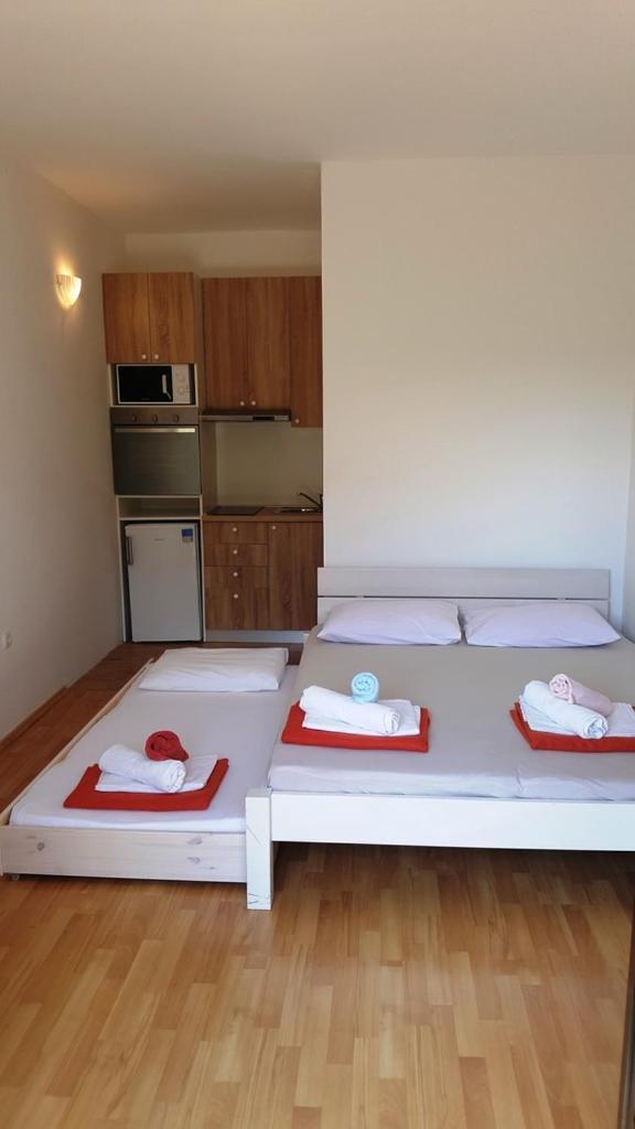 Apartments Adriatic 3 Селце Стая снимка
