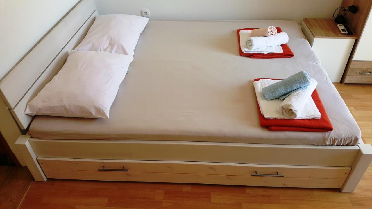 Apartments Adriatic 3 Селце Стая снимка