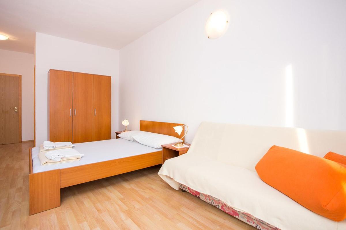 Apartments Adriatic 3 Селце Стая снимка
